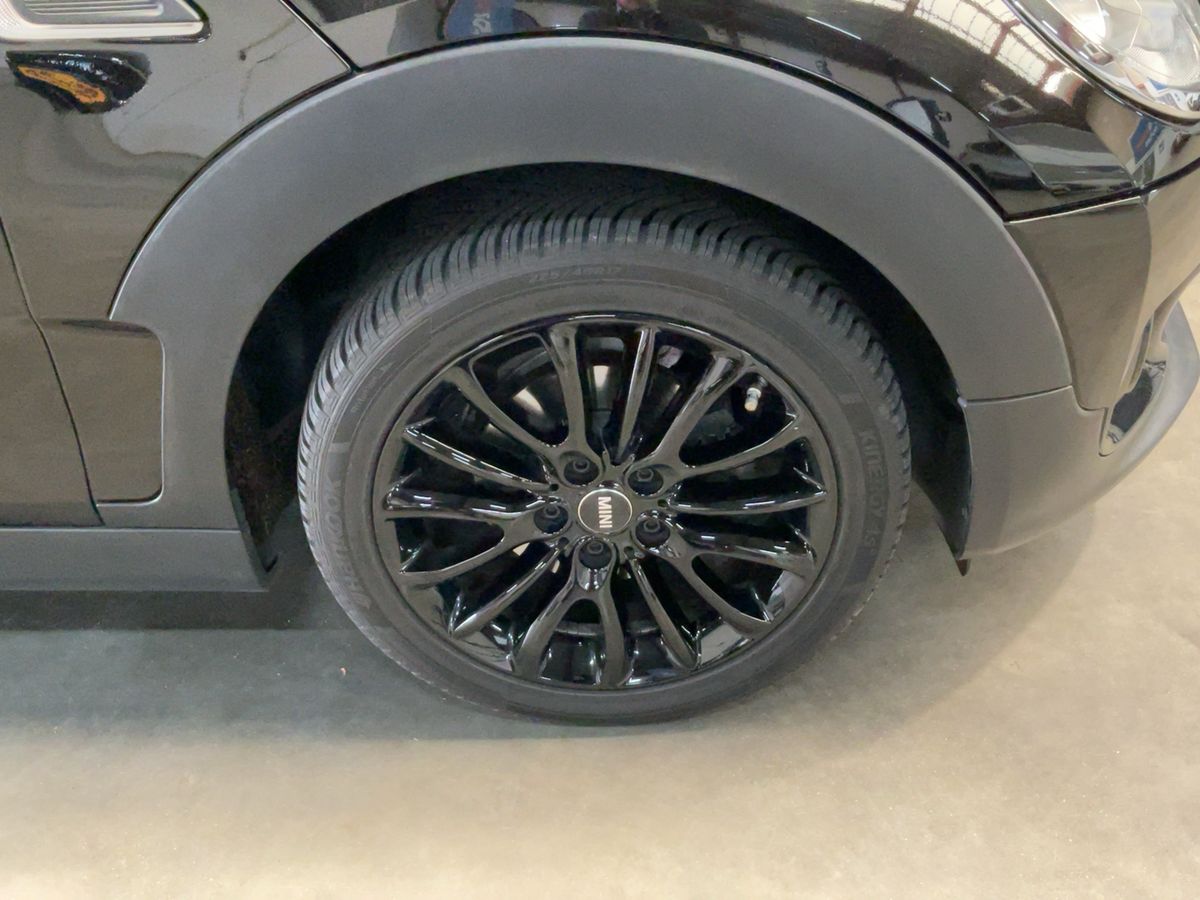 MINI Clubman 2018 — photo 12