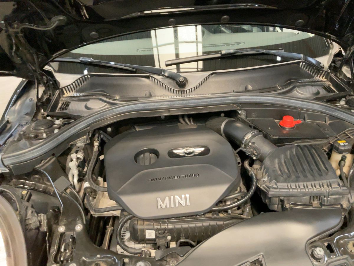 MINI Clubman 2018 — photo 22