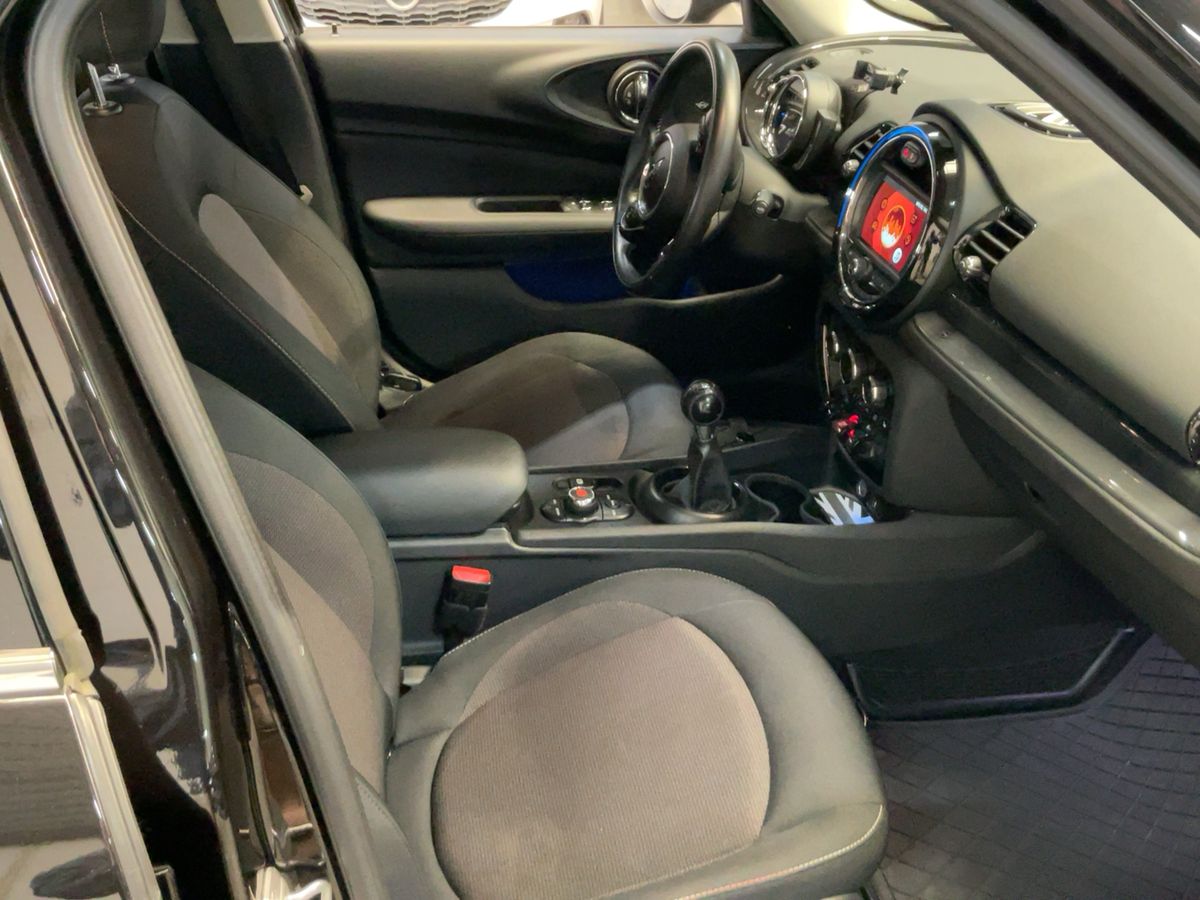 MINI Clubman 2018 — photo 17