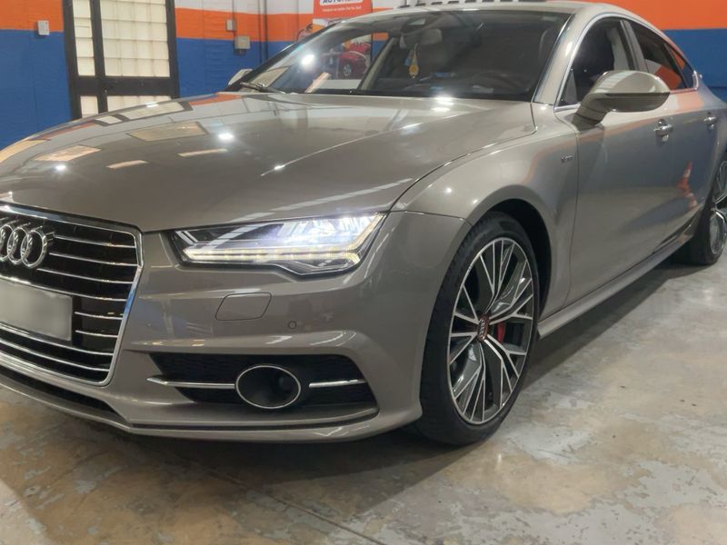 Audi A7 Sportback 3.0 V6 TFSI quattro — zdjęcie 2