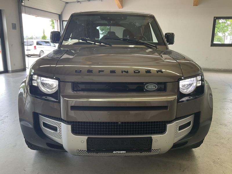 Land Rover Defender D200 110 — zdjęcie 9