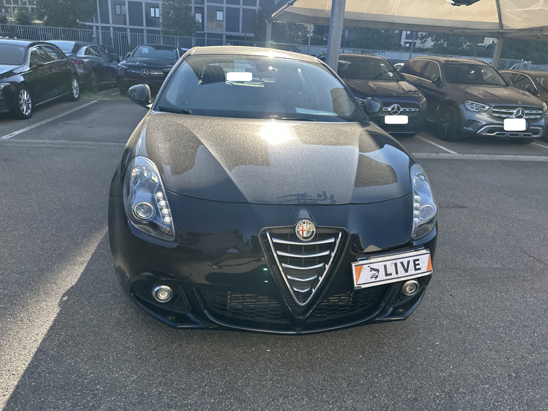 Alfa Romeo Giulietta 2.0 JTDM Distinctive — zdjęcie 7