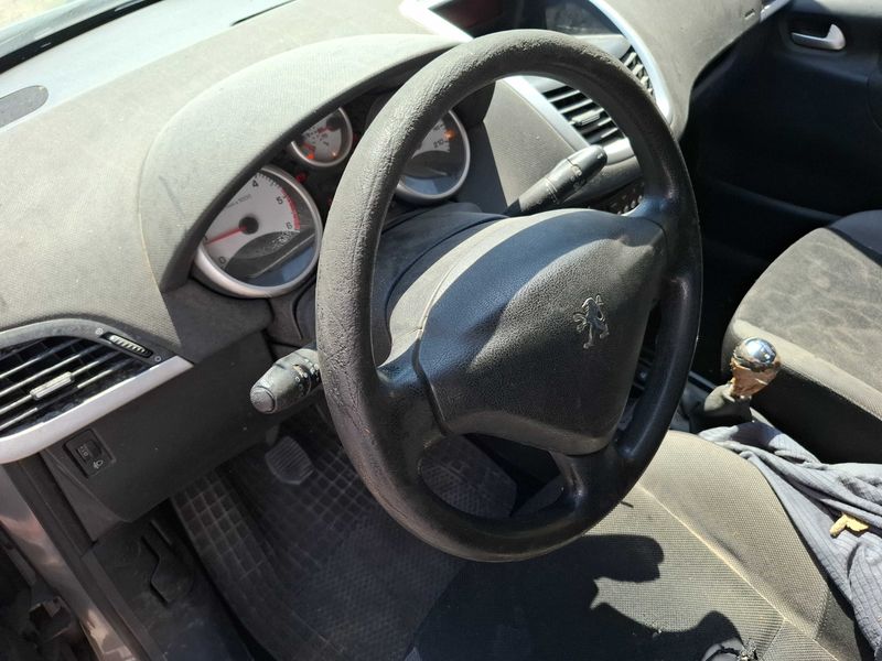 Peugeot 207 1.6 HDi Style 2008 – снимка 32