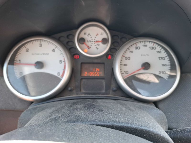 Peugeot 207 1.6 HDi Style 2008 – снимка 12