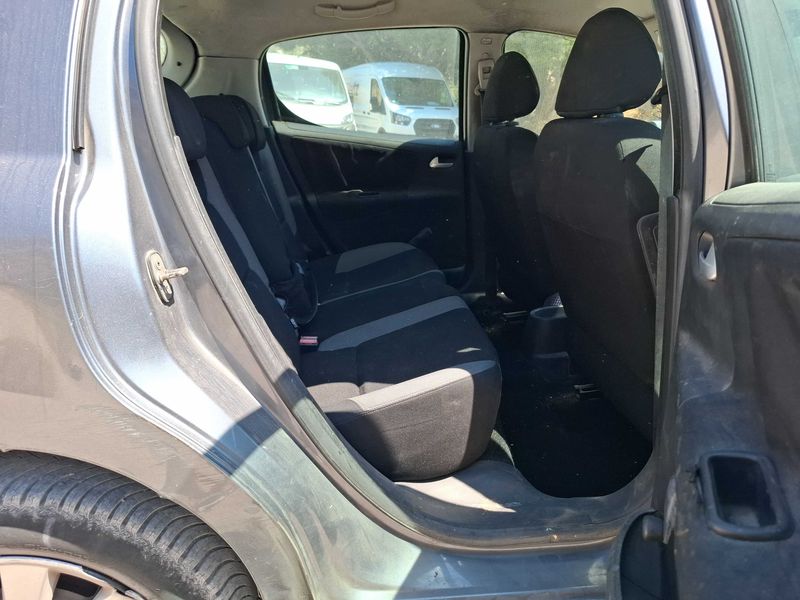 Peugeot 207 1.6 HDi Style 2008 – снимка 13