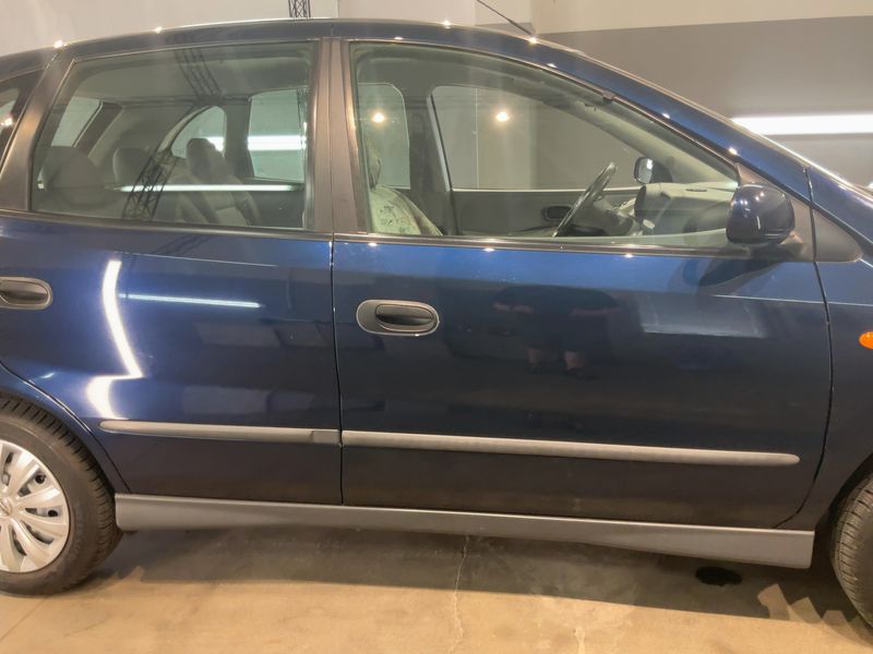 Nissan Almera Tino 1.8 Acenta — zdjęcie 7