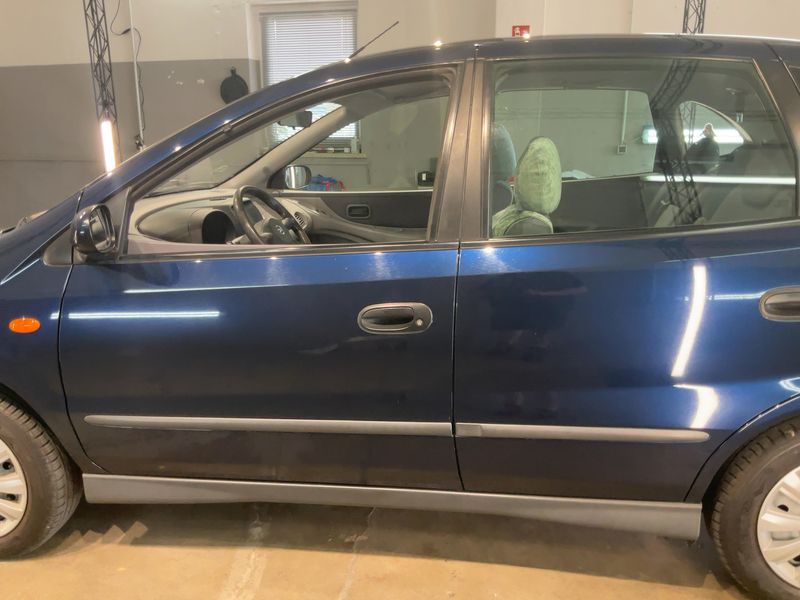 Nissan Almera Tino 1.8 Acenta — zdjęcie 4