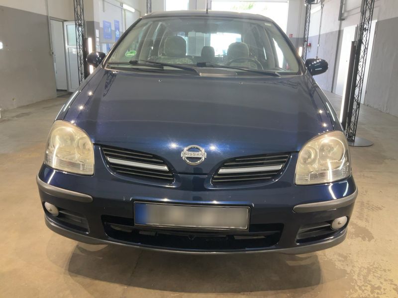 Nissan Almera Tino 1.8 Acenta — zdjęcie 9