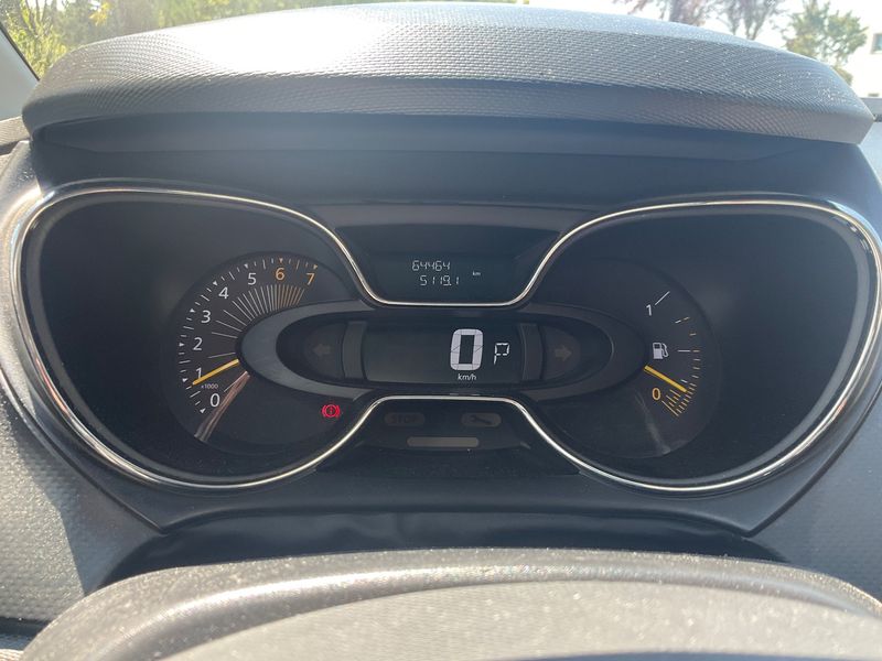 Renault Captur 1.2 TCe Zen — zdjęcie 13