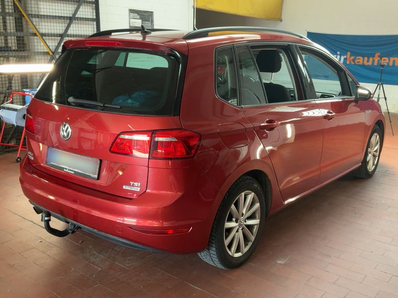 Volkswagen Golf VII Sportsvan 1.2 TSI Lounge BlueMotion Tech — zdjęcie 6