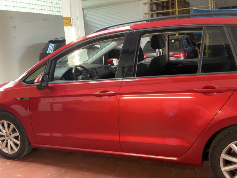 Volkswagen Golf VII Sportsvan 1.2 TSI Lounge BlueMotion Tech — zdjęcie 4