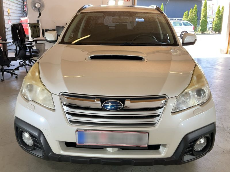 Subaru Legacy 2.0 Diesel Outback Active — zdjęcie 9