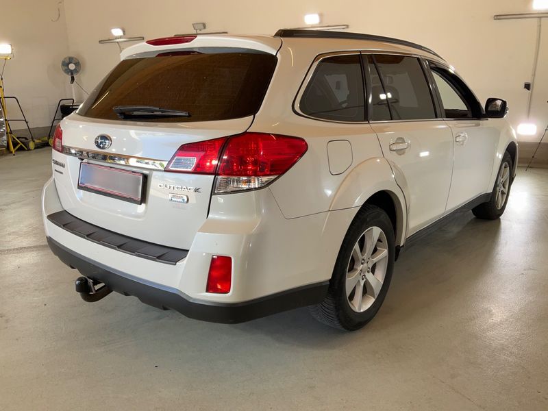 Subaru Legacy 2.0 Diesel Outback Active — zdjęcie 6