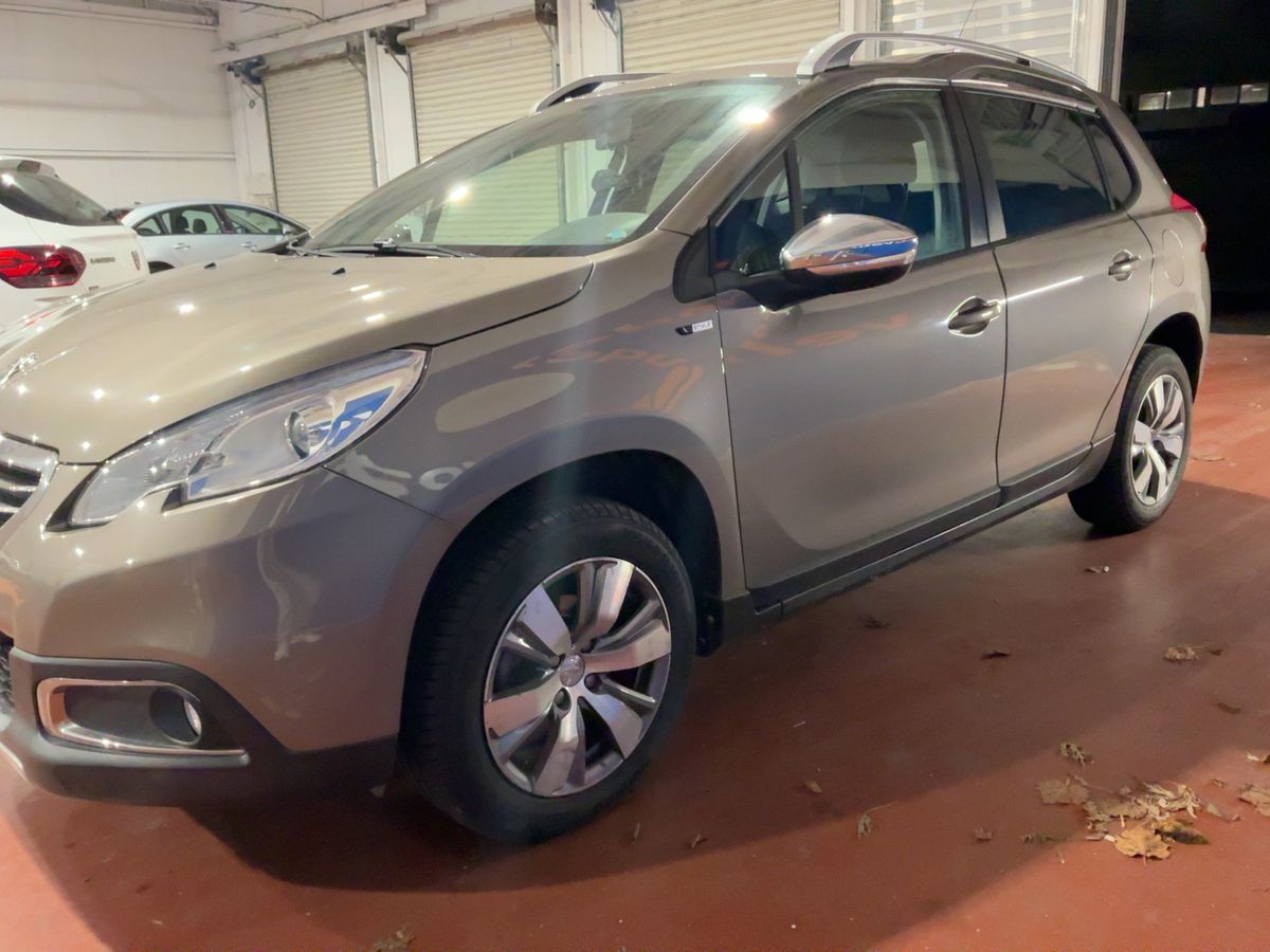 Peugeot 2008 1.2 VTi Access