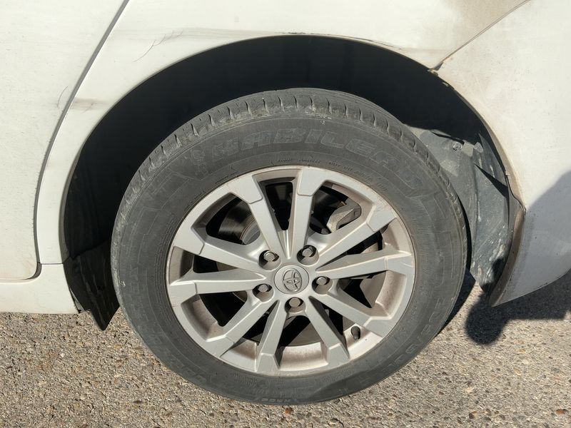 Toyota Verso 2.0 D-4D Advance 2011 – снимка 5