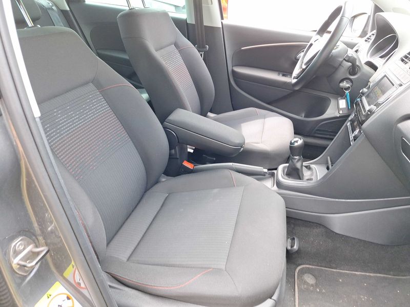 Volkswagen Polo 1.0 Sound — zdjęcie 10