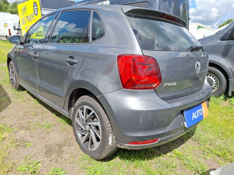 Volkswagen Polo 1.0 Sound — zdjęcie 3