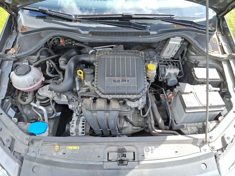 Volkswagen Polo 1.0 Sound — zdjęcie 8