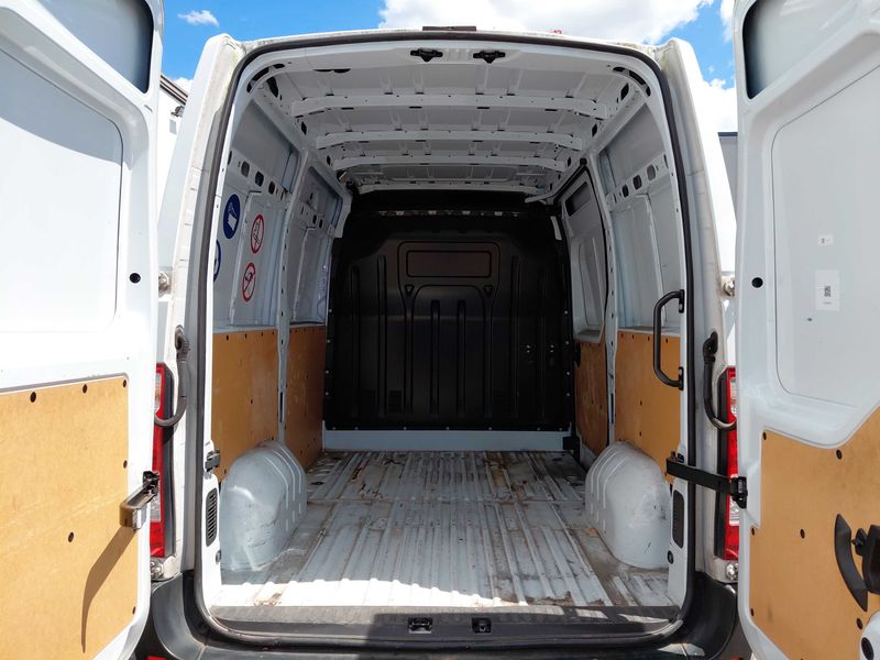 Renault Master 2.3 BLUE dCi L1H2 HKa 3,5t — zdjęcie 9