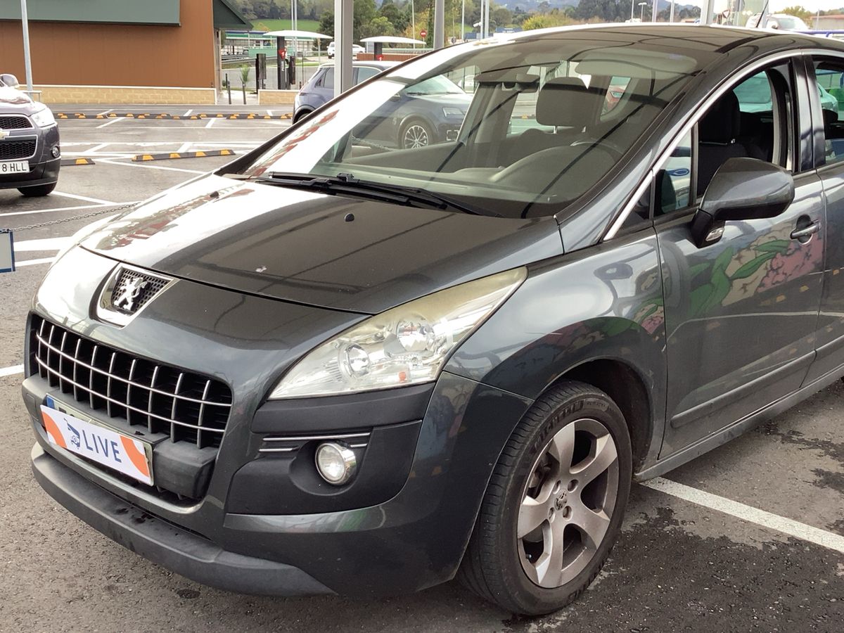 Peugeot 3008 1.6 HDi Premium