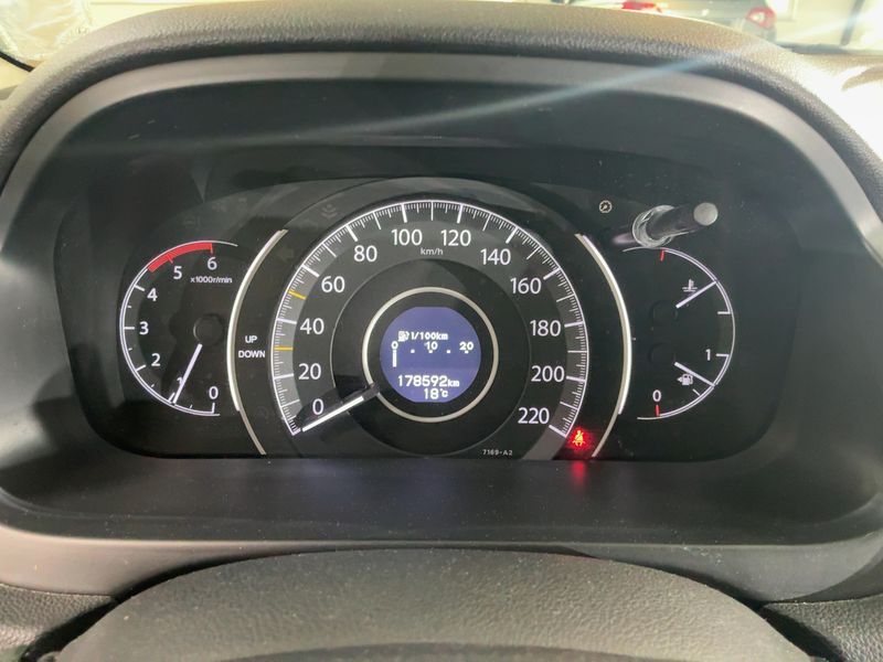 Honda CR-V 1.6 DTEC Executive 4WD 2015 – снимка 19