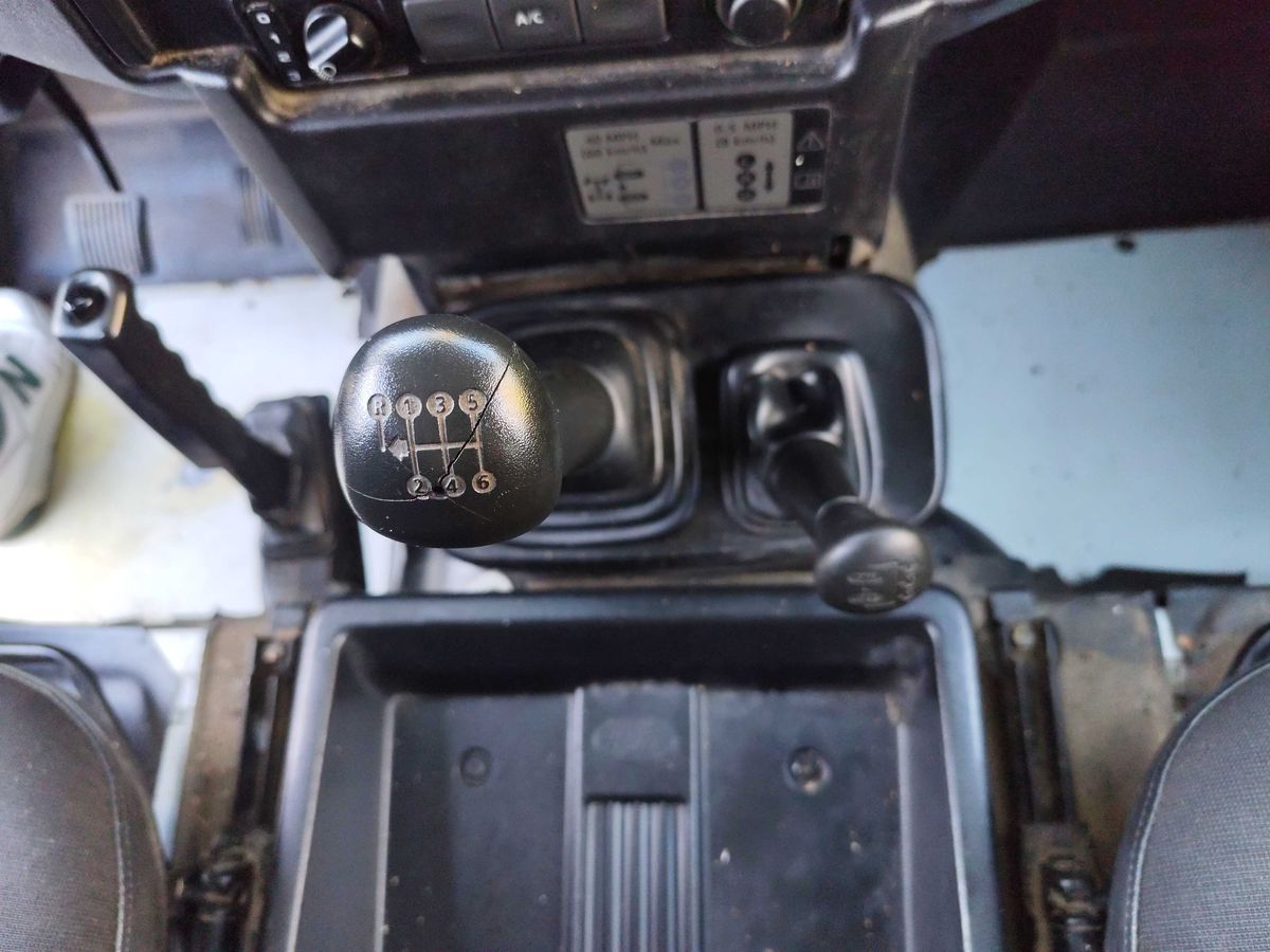 Land Rover 2013 — photo 37