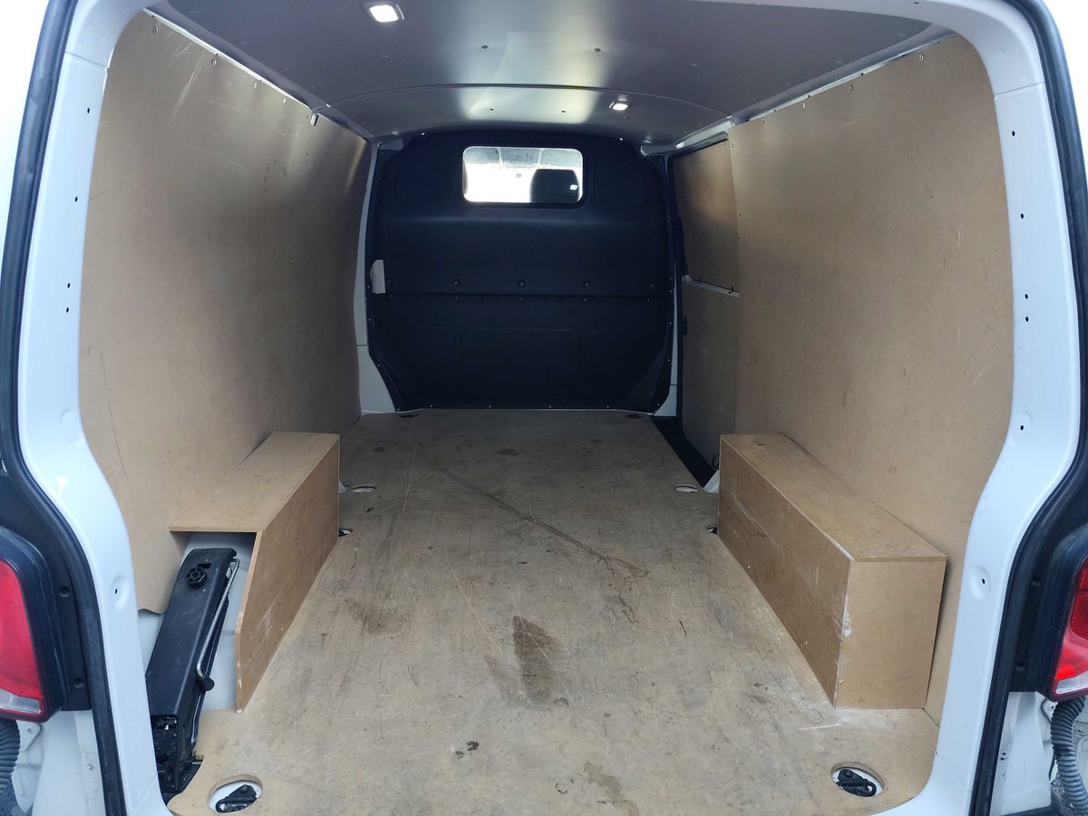 Volkswagen T6 2021 — photo 10