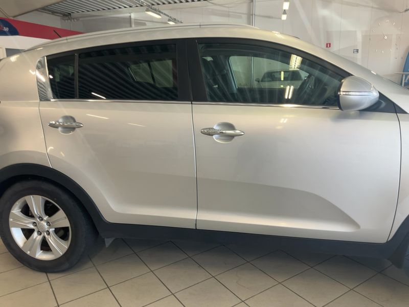 Kia Sportage 1.6 GDI Attract 2WD 2012 – снимка 10