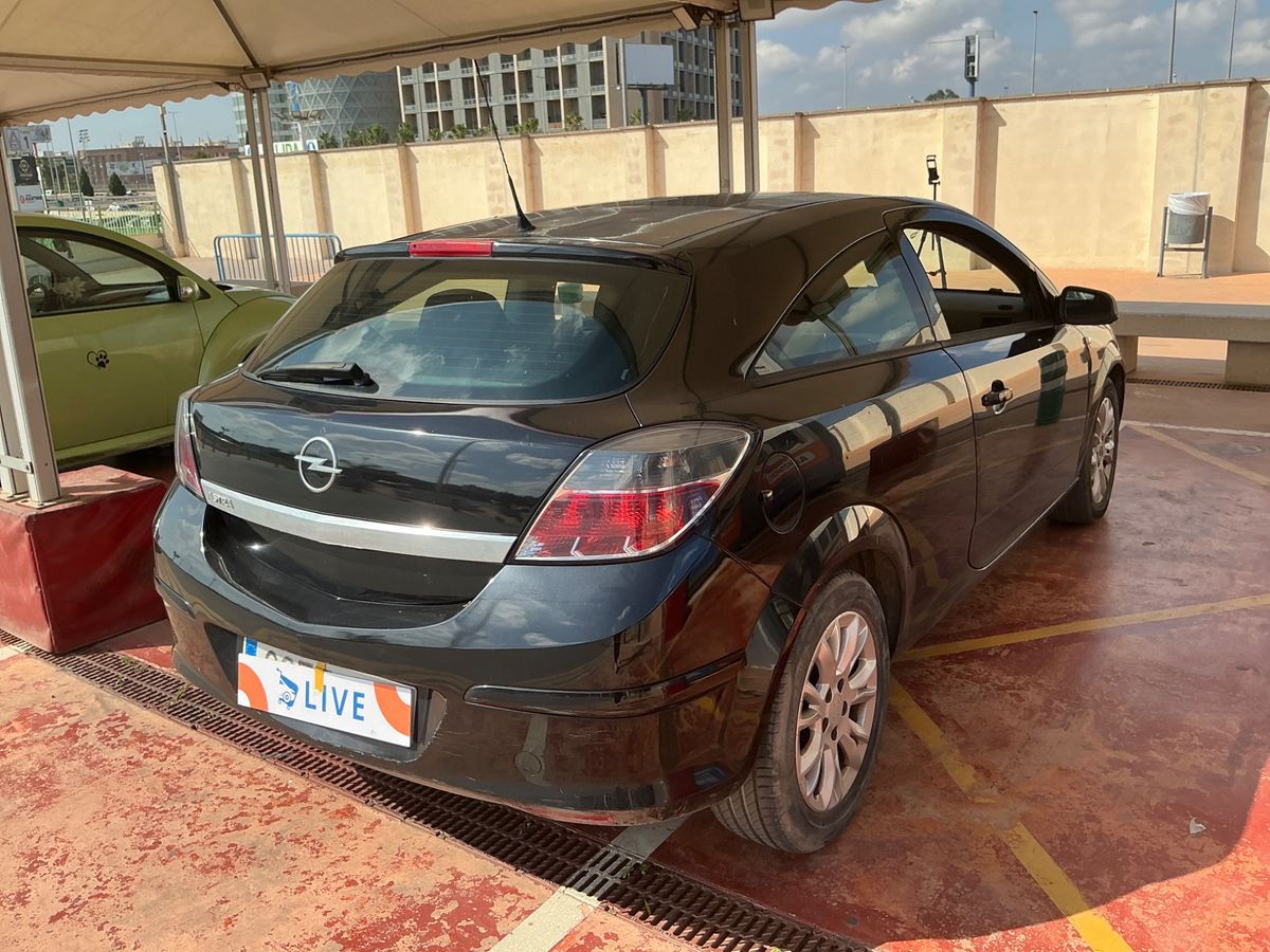 Opel Astra GTC 1.7 CDTI Energy