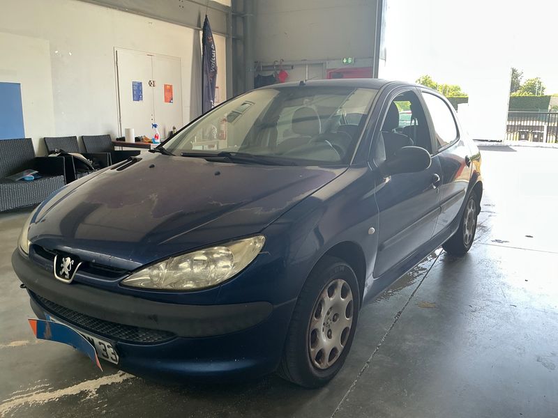 Peugeot 206