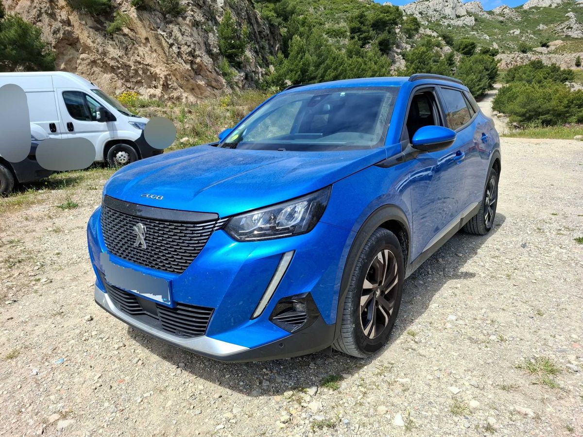 Peugeot 2008 2020 — photo 1