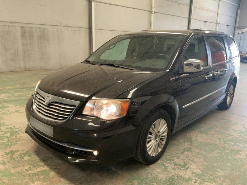 Lancia Voyager 2.8 JTDM Platinum