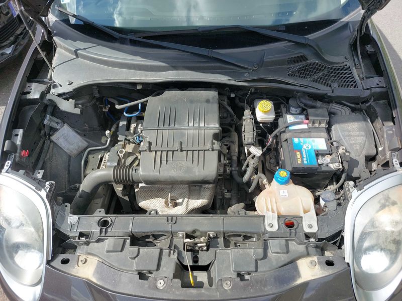 Alfa Romeo MiTo 1.4 Junior — zdjęcie 8