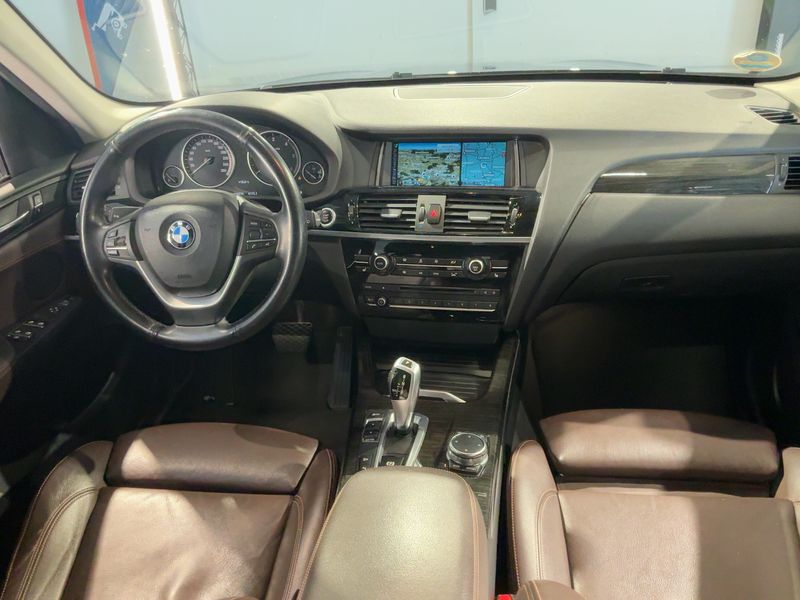 BMW X3 xDrive 30d — zdjęcie 12