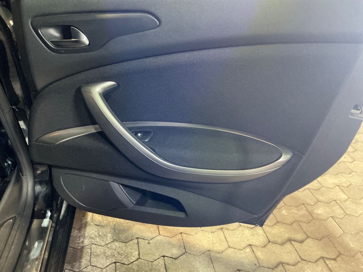 Citroen C5 2015 — photo 40