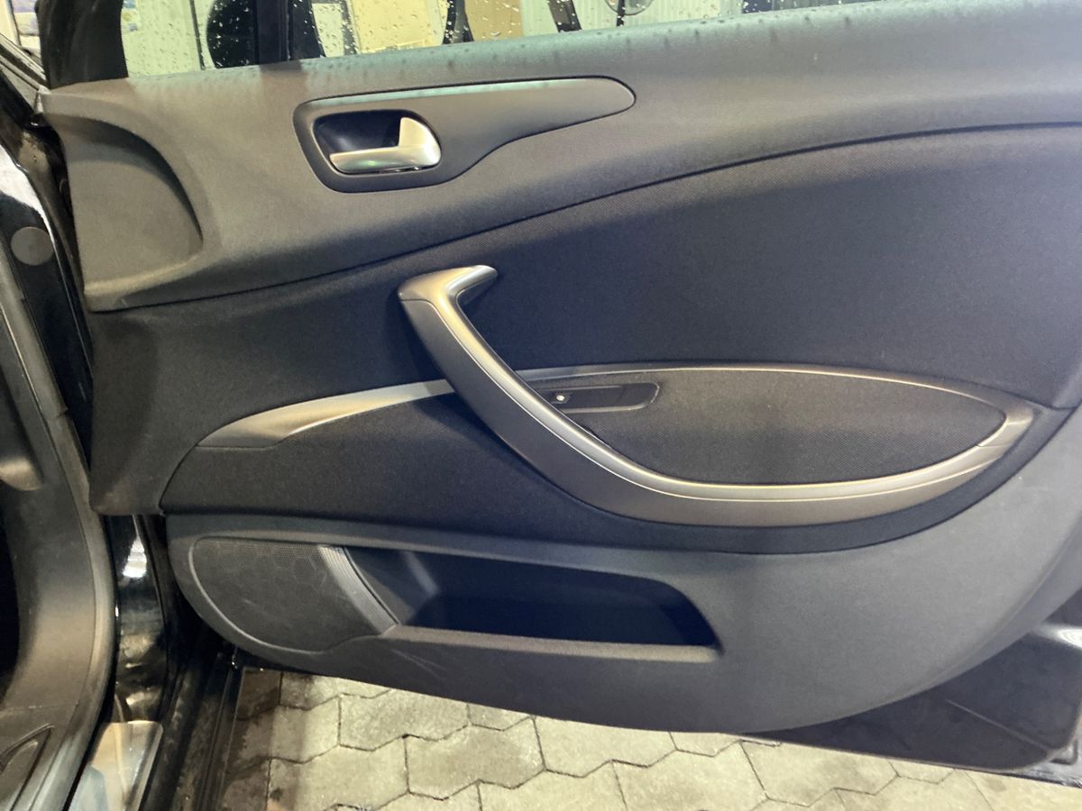 Citroen C5 2015 — photo 33