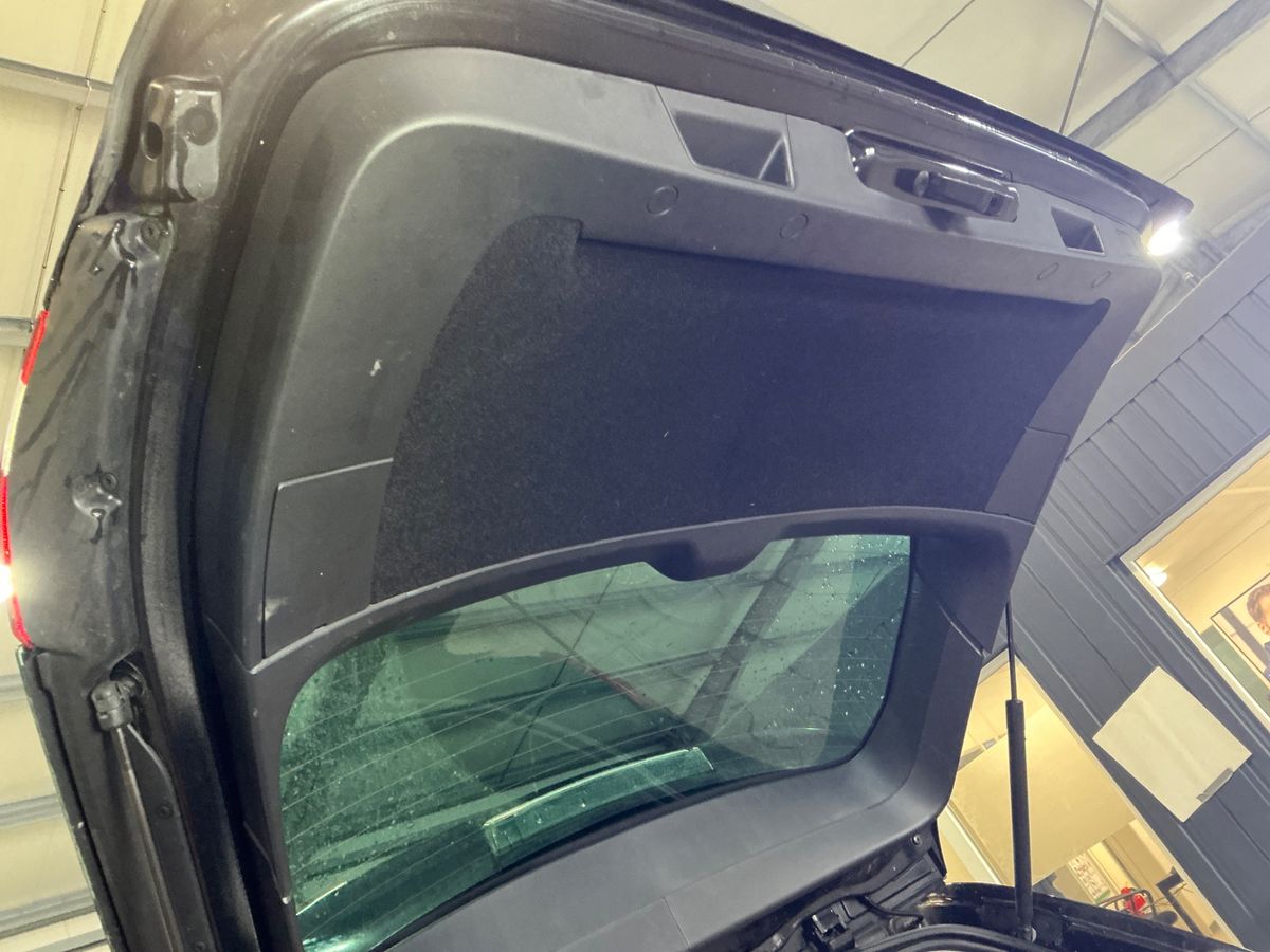 Citroen C5 2015 — photo 38