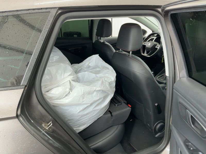 Seat Leon 1.4 TSI ACT FR 2015 – снимка 20