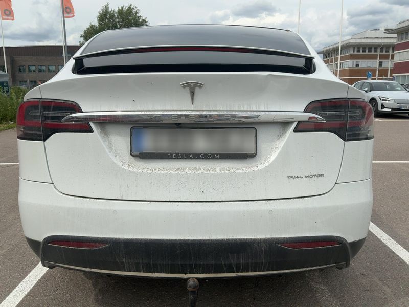 Tesla Model X Long Range — zdjęcie 5