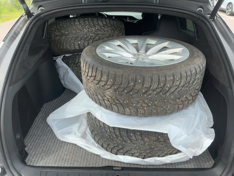Tesla Model X Long Range — zdjęcie 10