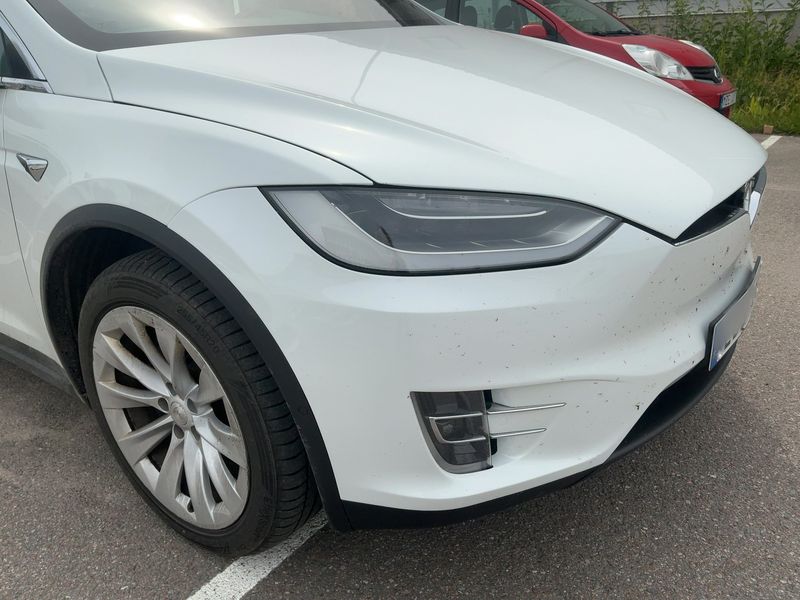 Tesla Model X Long Range — zdjęcie 8