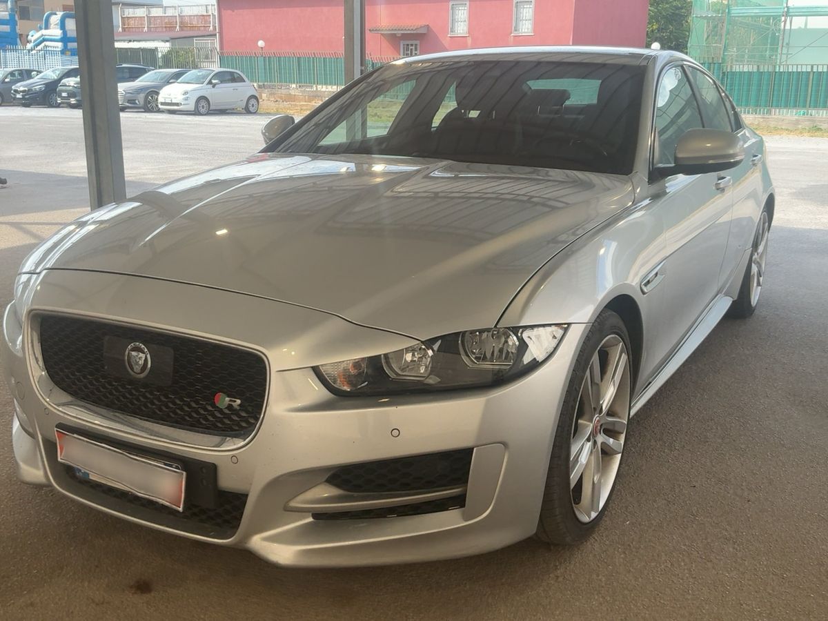 Jaguar XE 2015