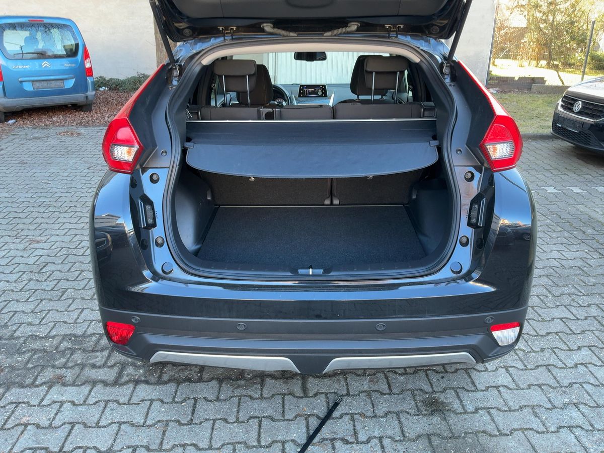 Mitsubishi Eclipse 2019 — photo 16