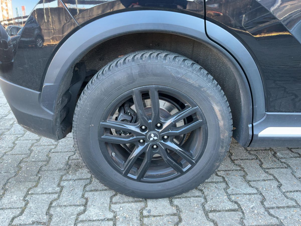 Mitsubishi Eclipse 2019 — photo 10