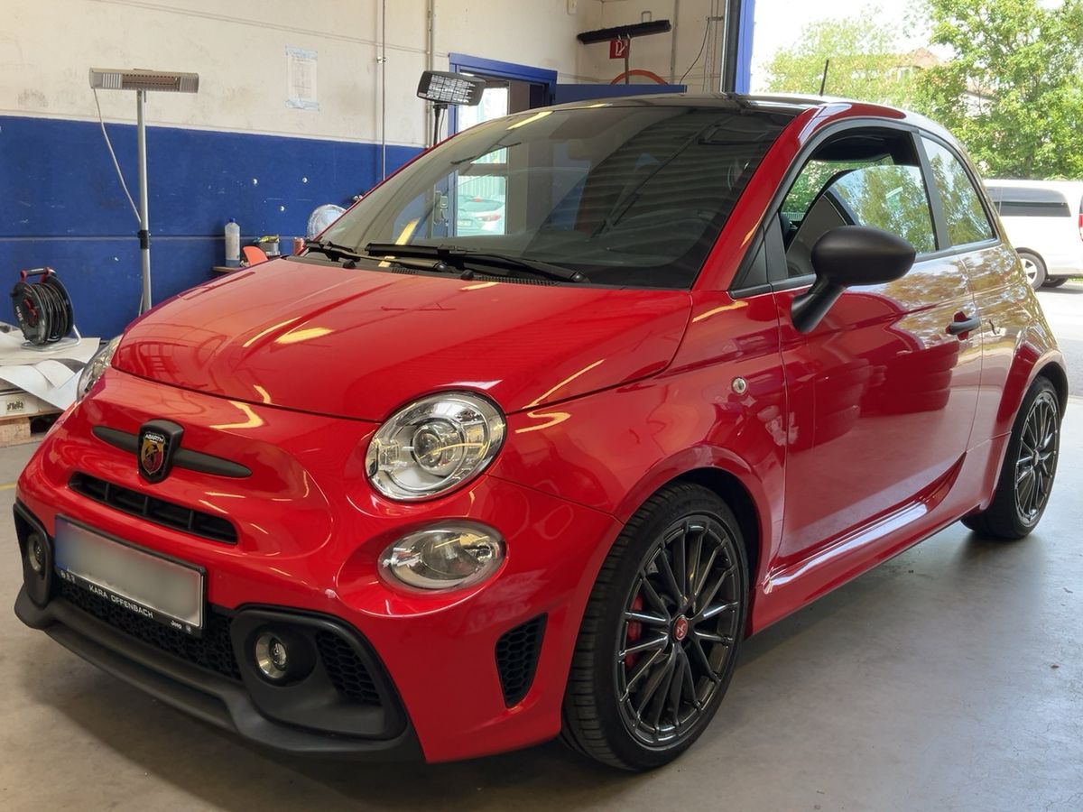 Abarth 595 2022