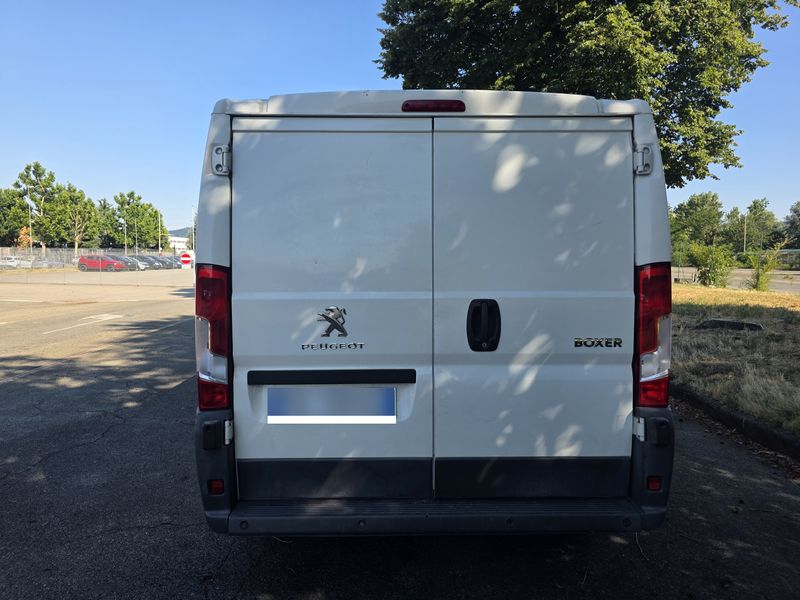 Peugeot Boxer 2.0 Blue-HDi 333 L2H1 Komfort — zdjęcie 4