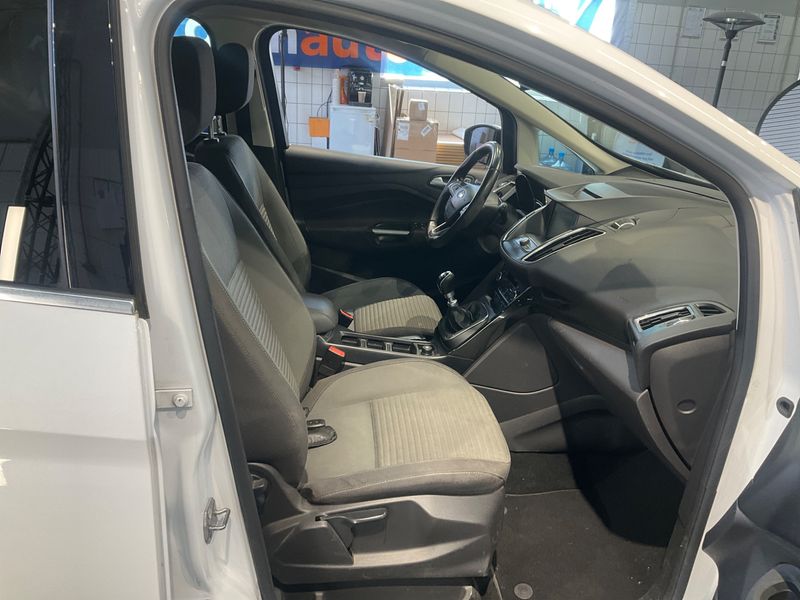 Ford C-Max 1.0 EcoBoost Titanium — zdjęcie 3
