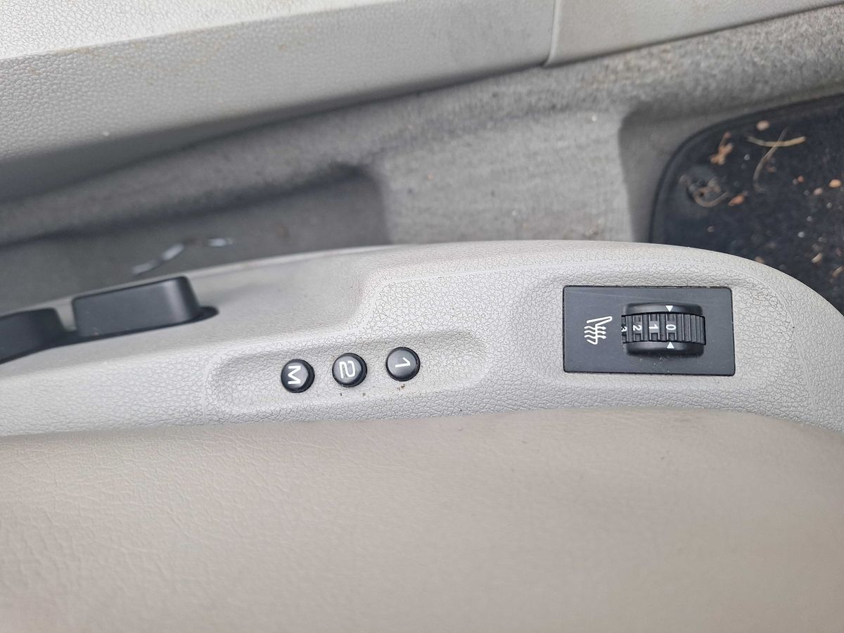 Peugeot 308 2012 — photo 29