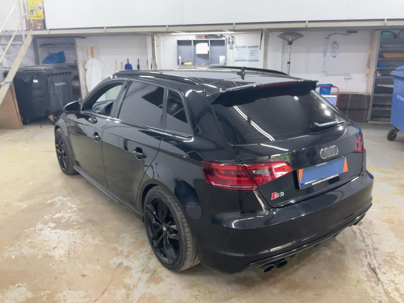 Audi S3 Sportback 2.0 TFSI quattro — zdjęcie 3