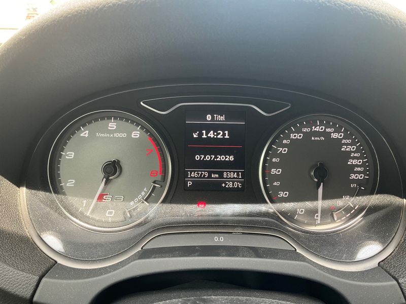 Audi S3 Sportback 2.0 TFSI quattro — zdjęcie 13